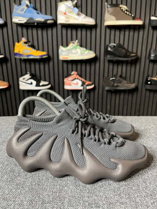 Yeezy 450 Utility Black UK6
