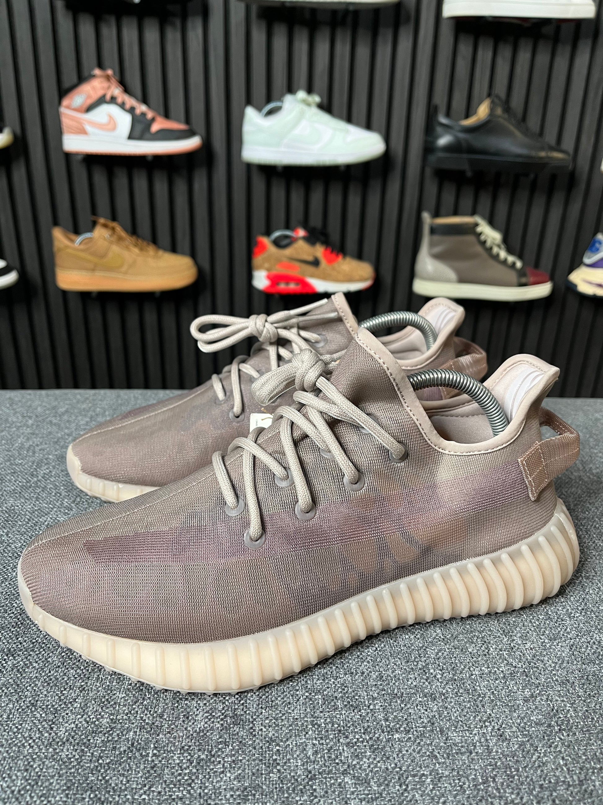 Yeezy Boost 350 Mono Mist UK8.5