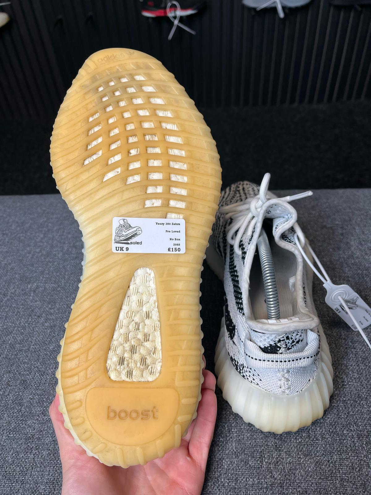 Yeezy Boost 350 Zebra UK9 2055