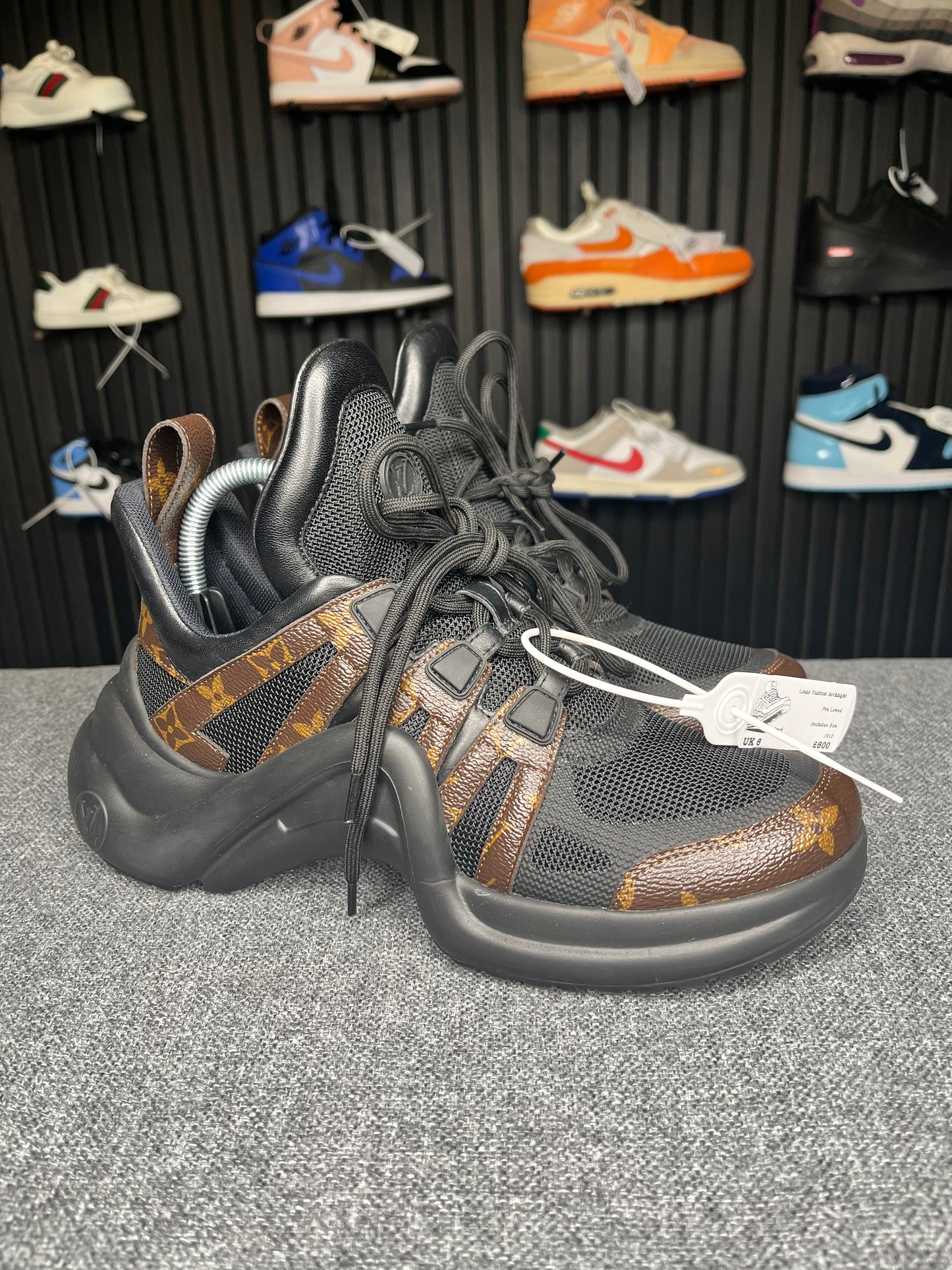 Louis Vuitton Archlight UK6 1912