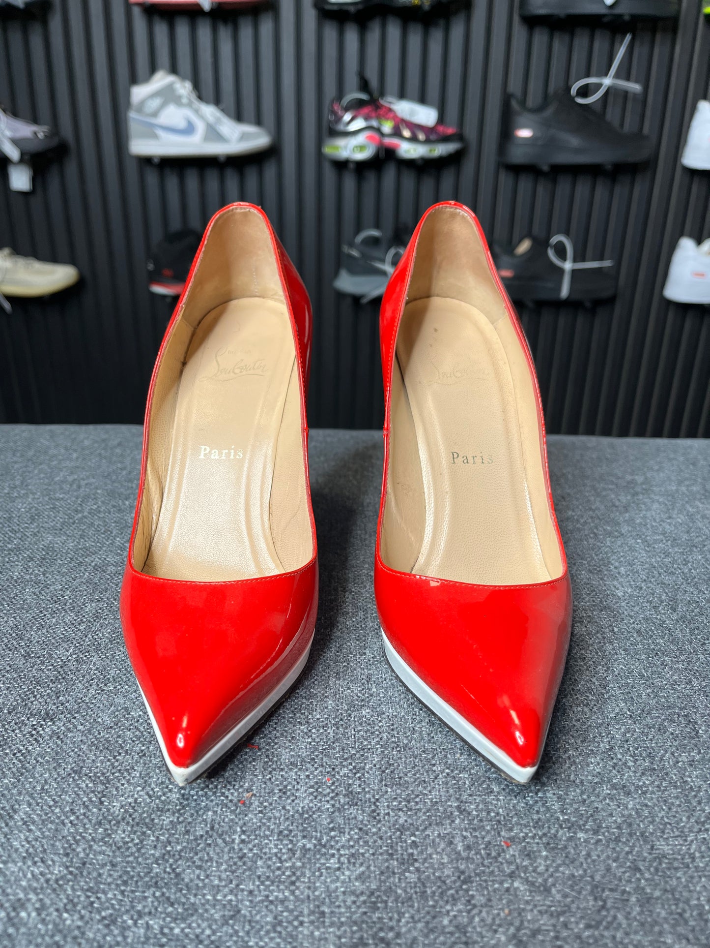 Christian Louboutin UK5 2179