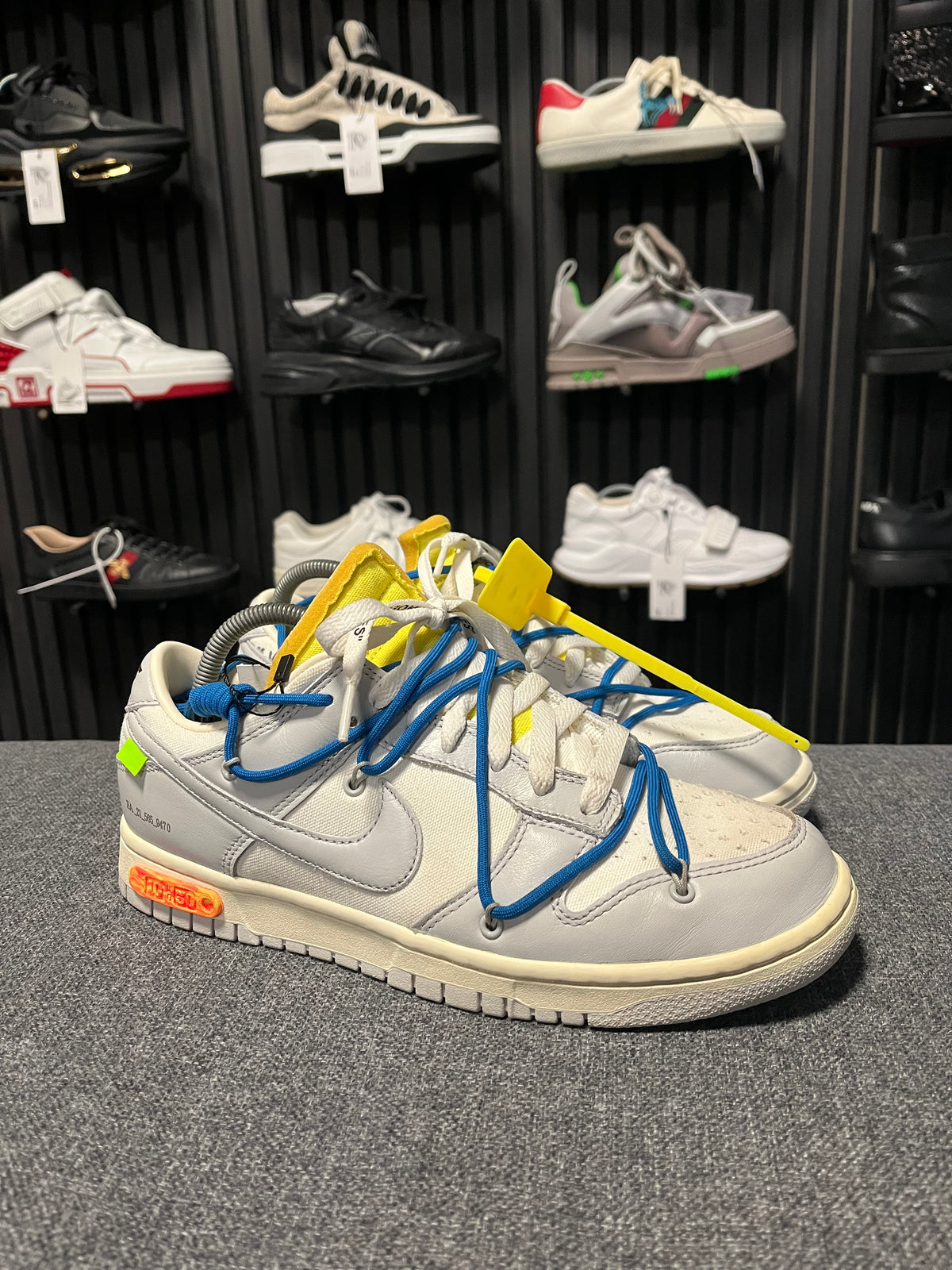 Nike Dunk Off White UK 8.5 3851