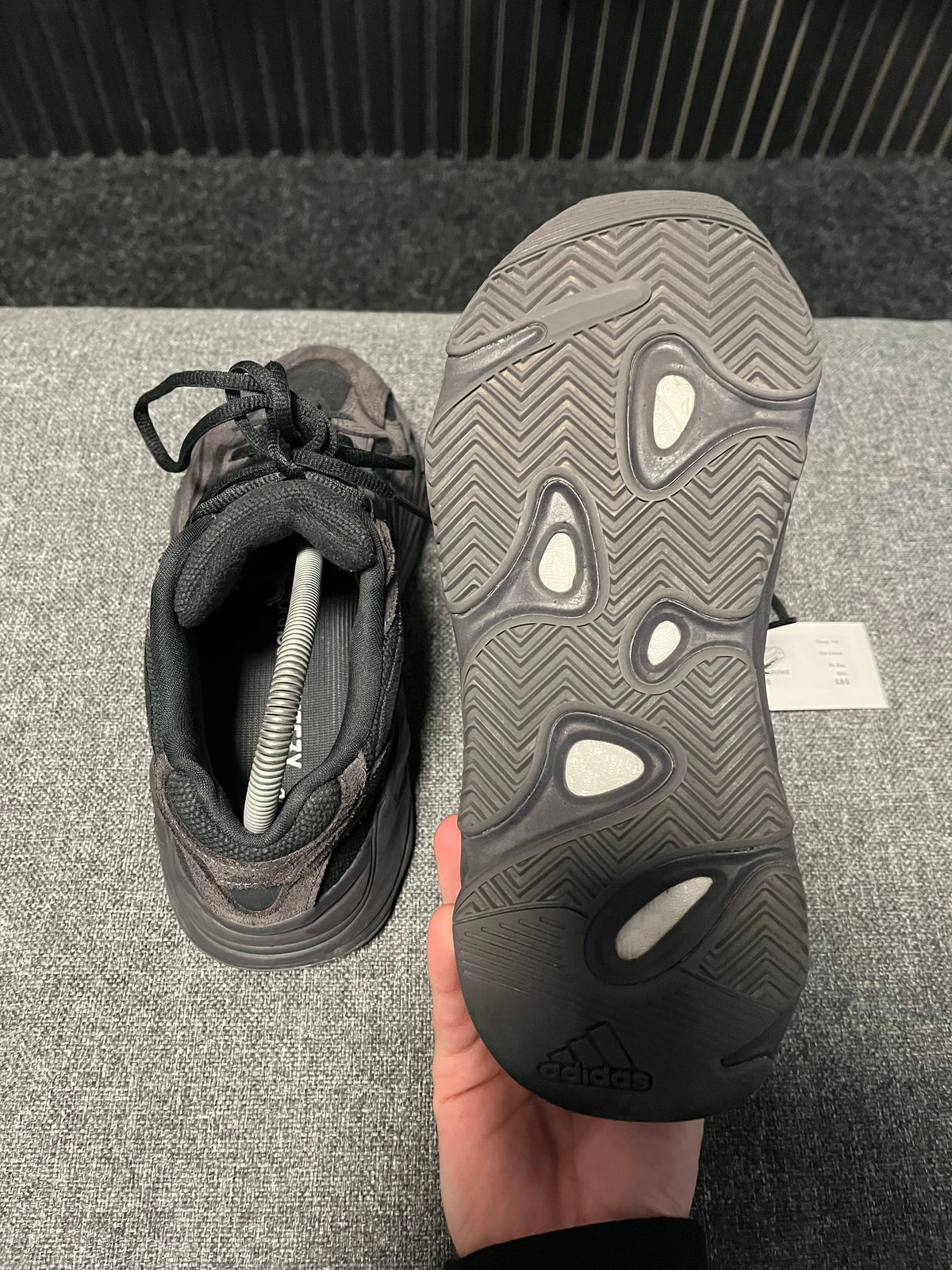 Yeezy 700 UK 6 3854